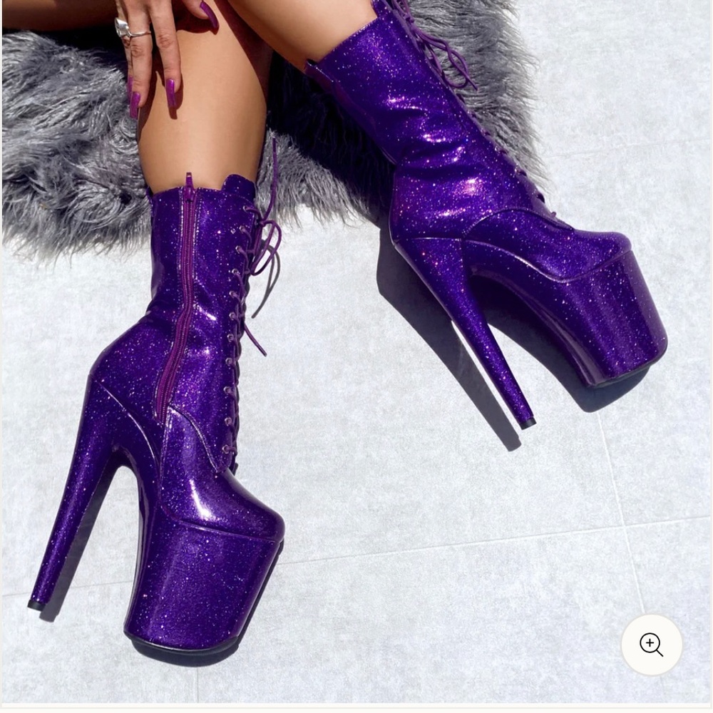 NIB Purple Glitterati Boots by Hella Heels